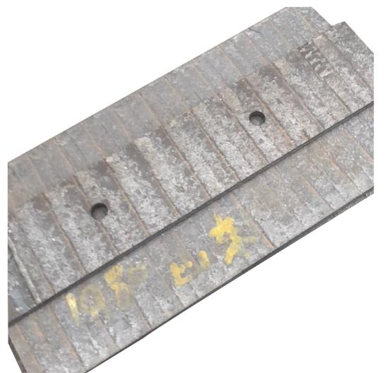 Cutting Service Composite Wear Resistant Steel Plate 10+8 Cutting Service Composite Wear Resistant Steel Plate 10+8